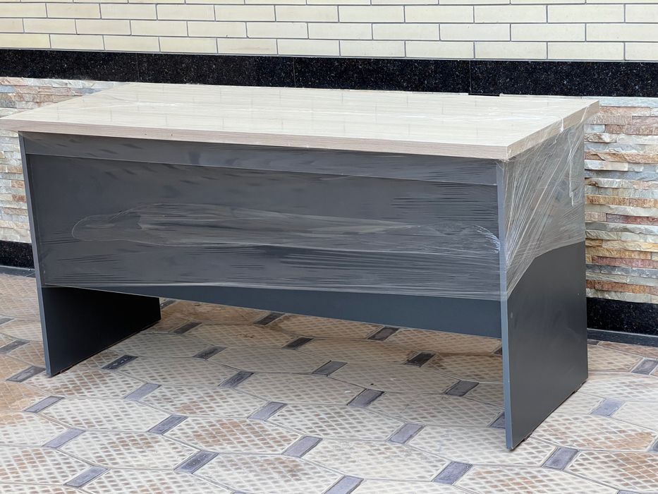 Продается парта (письменный стол) / Parta (yozuv stoli) sotiladi