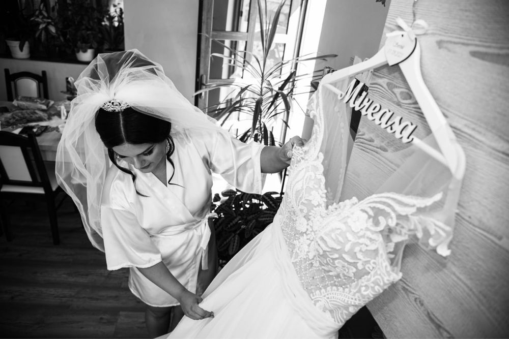 Rochie de mireasa ,ivory ! Stare perfecta !