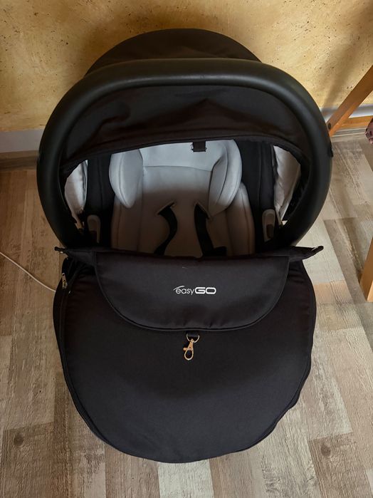 Scoica cu talpa de isofix