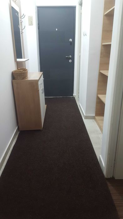 Proprietar, apartament cu o camera de inchiriat, Dambovita