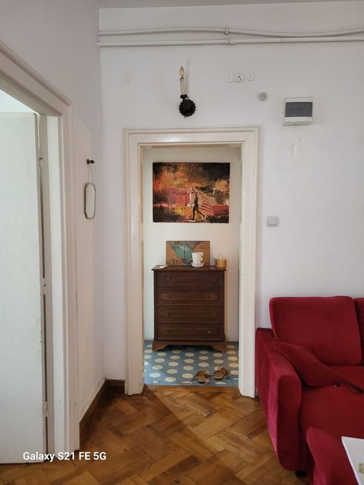 Închiriez apartament 3 camere ultracentral