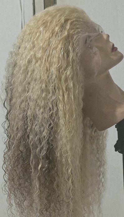 Тупета от естествена коса