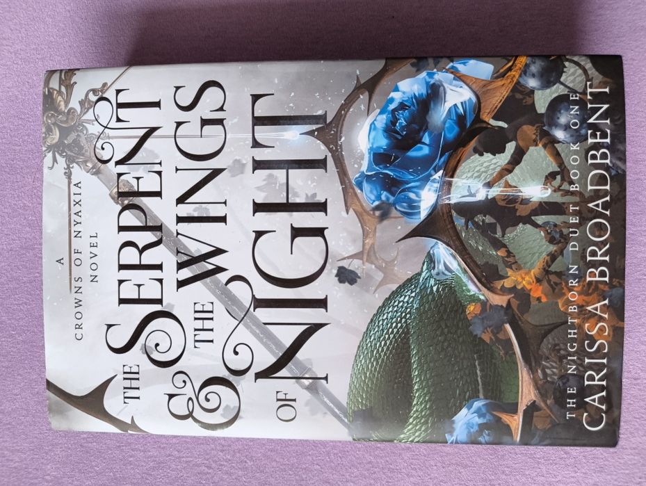 Книга The Serpent and the Wings of Night - Carissa Broadben