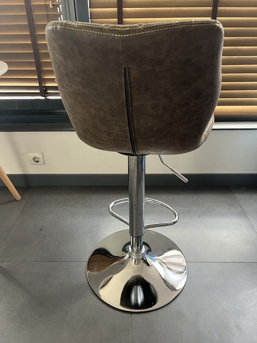 Бар Стол Jack с 2г гаранция и безплатна доставка до офис