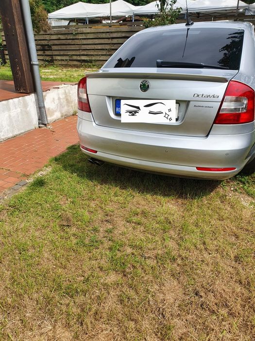 Vând Skoda Octavia 2