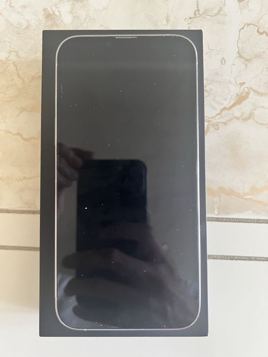 Продам Iphone 13 pro max