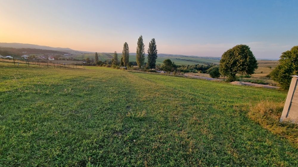 Vand teren parcele pe strada Baile Oglinzi in Targu Neamt [IN RATE)