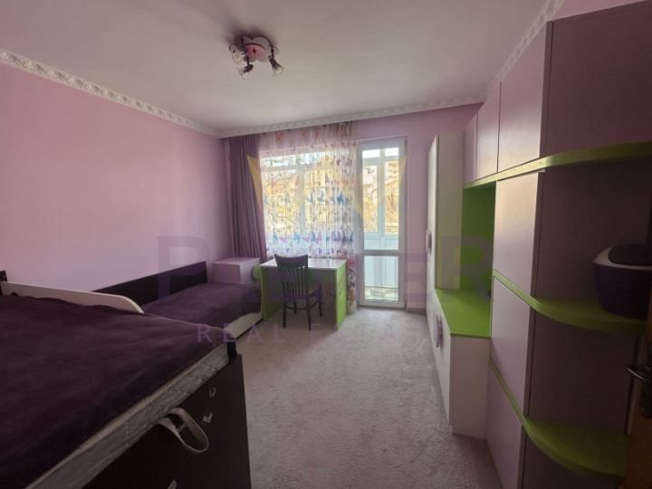 Етаж от къща в Варна-Виница площ 110 цена 1250