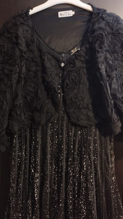 Rochie de seară neagră