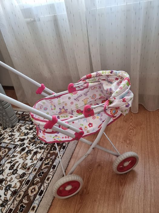 Продам коляску игрушечную большую