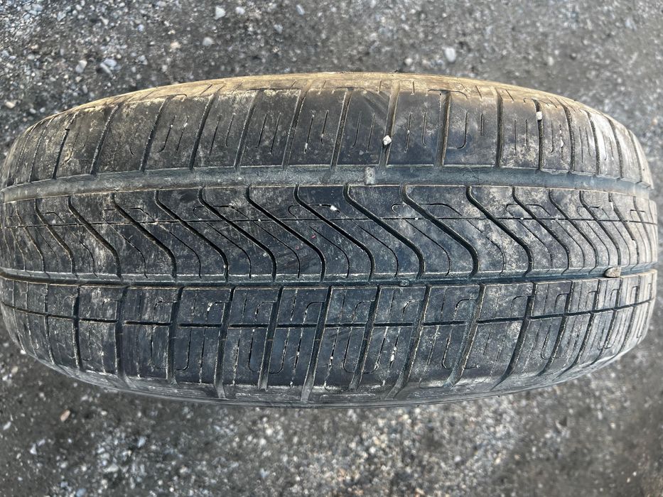 Продам шину размер 235/60/R18