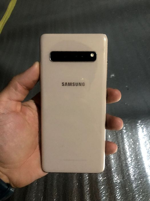 Сотилади ёки обменга с 10 5j