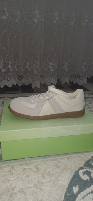 Обувь туфли балетки кросы