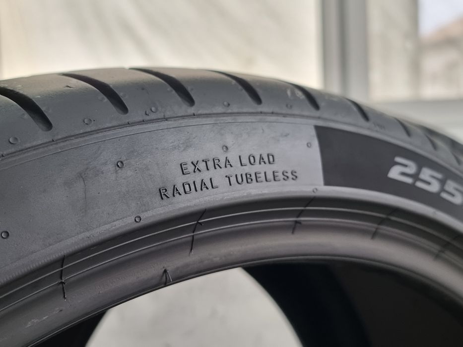 "Dot 23" 255/35/21 Pirelli 2Броя: 180€ 6.7мм