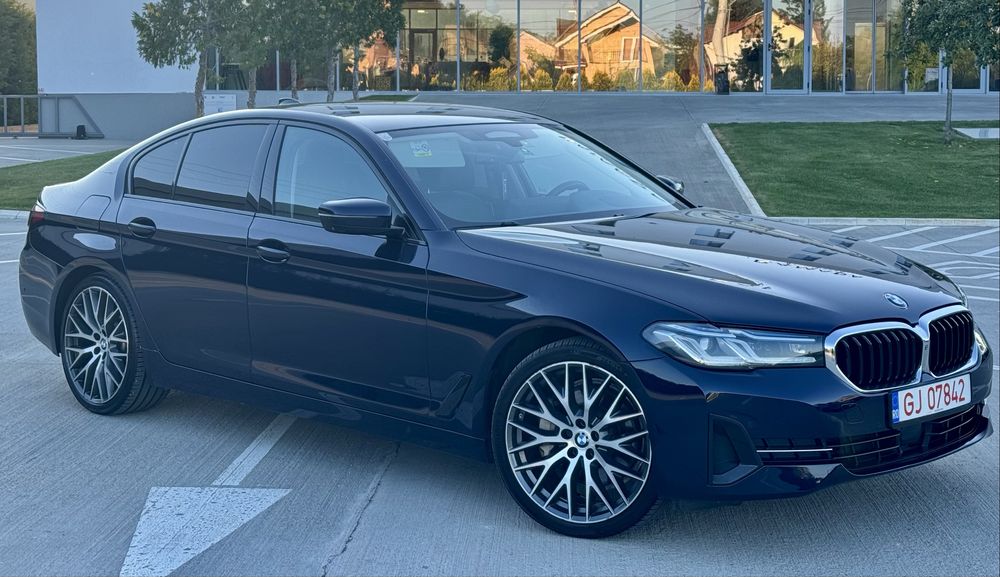 BMW 530E  Xdrive Plug-In Hybrid 292CP