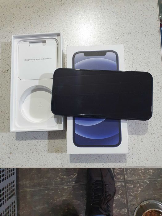 Iphone 12 black 128gb baterie 100 la100