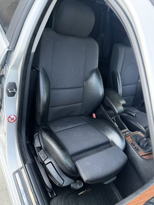 BMW E46 Touring 330XI  НА ЧАСТИ