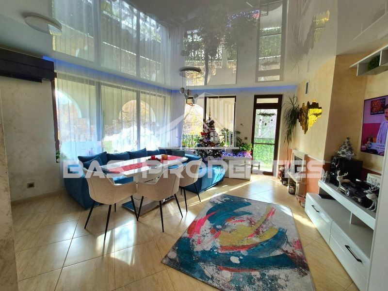 3-стаен в София-Симеоново площ 115