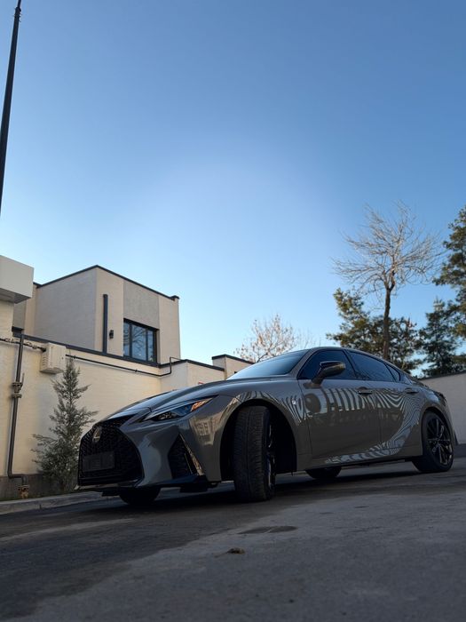 Продается Lexus IS350
