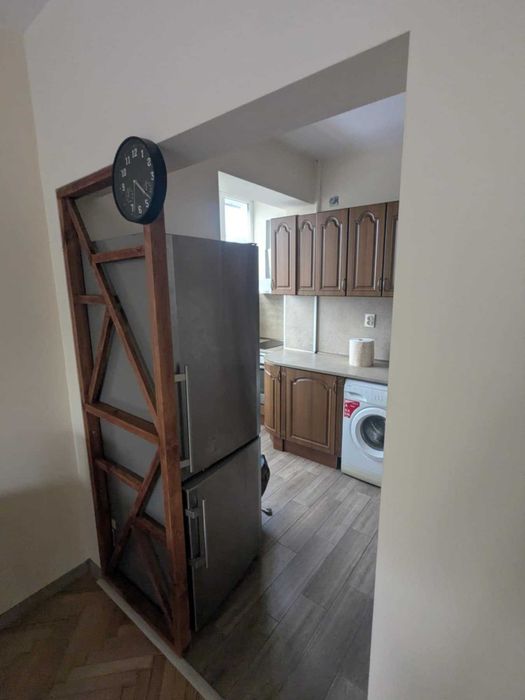 Дава се под наем Тристаен апартамент в Варна, Окръжна болница - 78 кв.м за 598.23 € - Снимка #2