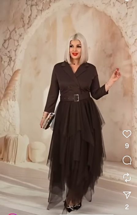 Платье коричневое