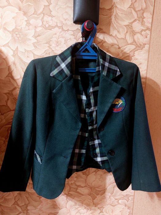 Продам сарафан, юбки, блузку.