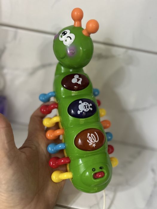 Бебешка играчка музикална гъсеница Playgo Giggling Германия