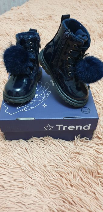 Детские осенние утеплённые  ботинки