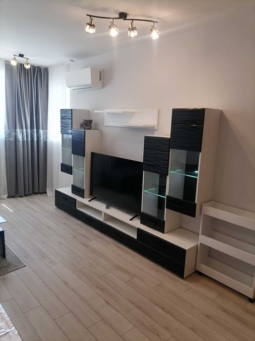 Дава се двустаен апартамент под наем. Варна – Виница.