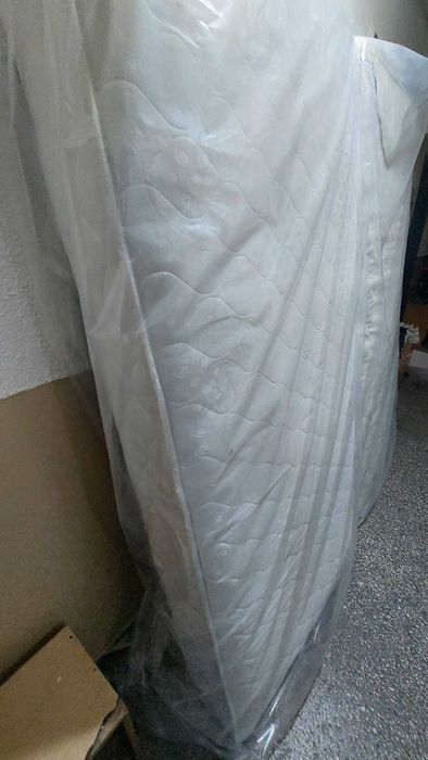 СпешноМатрак мемори еднолицев бял 82/186