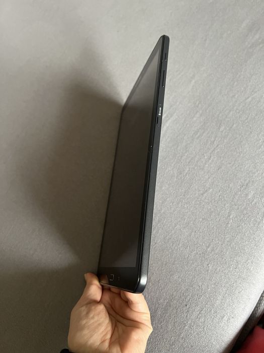 Таблет Samsung galaxy tab A 2016