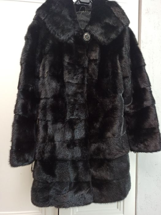 Продам шубу норковую