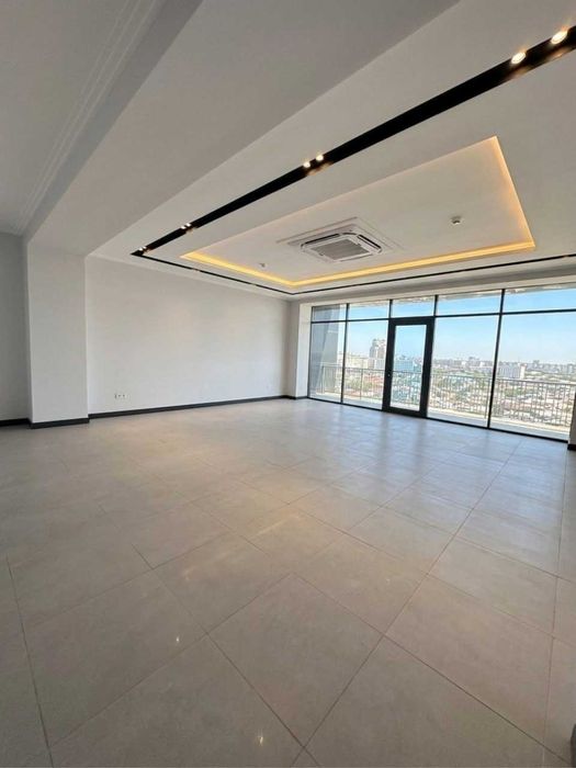 Marakand biznes markazida 60–10 000 m² ofislar