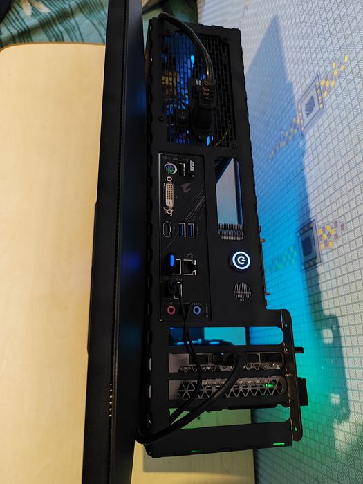 ПК кастомный моноблок.