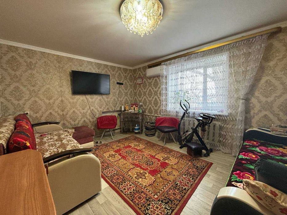 Продается 2-х ком кв,  на Клуб Строителя