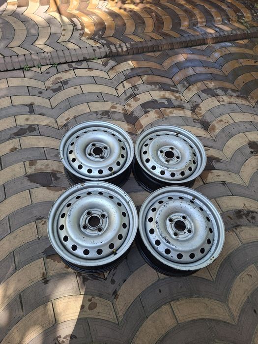 15 4x100 razmer koreyski diska sotiladi