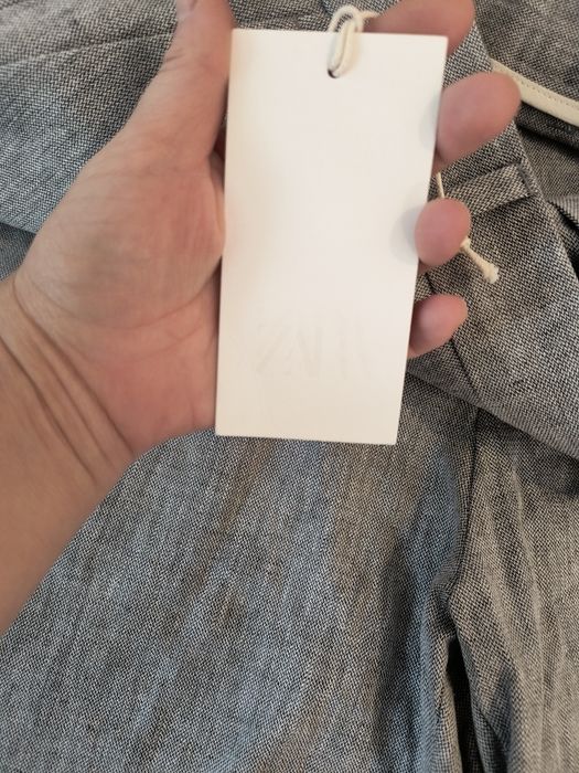Pantaloni Zara bărbați mărime 44 noi cu etichetă