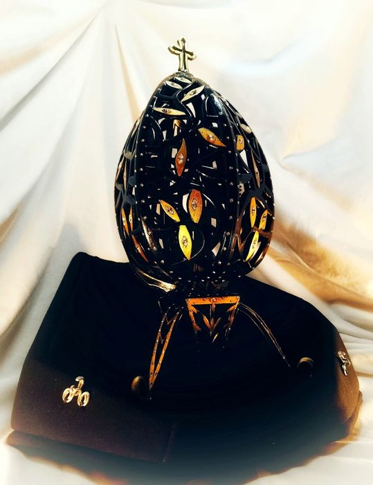 Авторско Яйце на Фаберже "Възкресение"