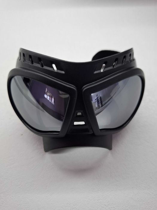 Слънчеви / Предпазни очила за куче