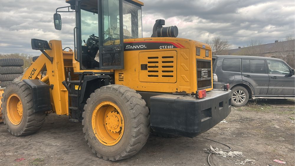 Погрузчик китай 1,5 куб