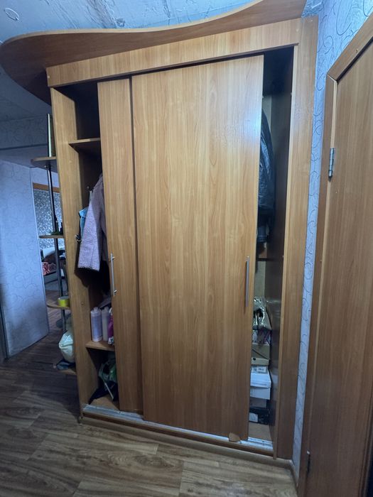 Продам шкаф купе
