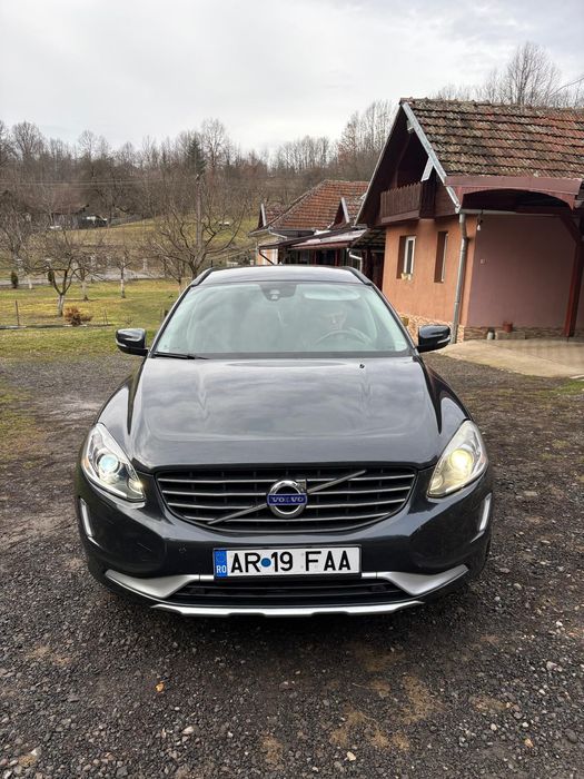 Vând Volvo XC 60