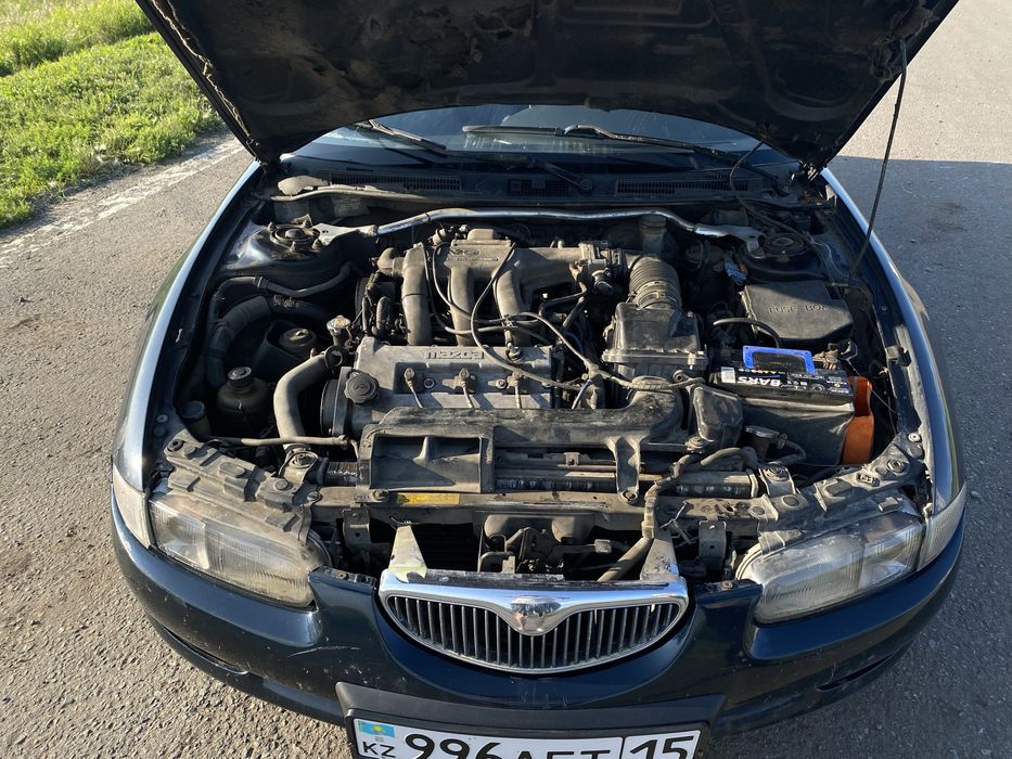 Продам машину Мазду