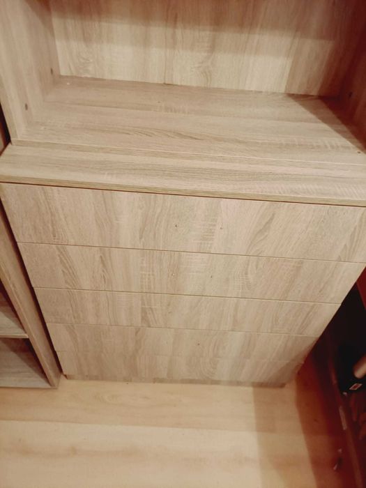 Комплект библиотека със скрин, секция и стенна етажерка.