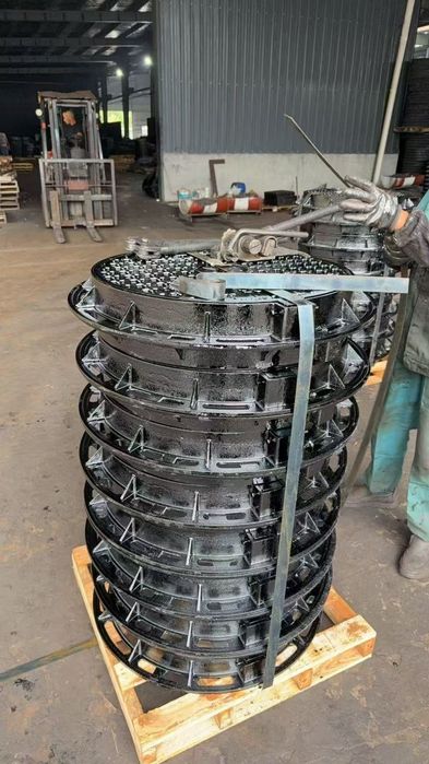 Люки чугунные колодец крышки канализационный