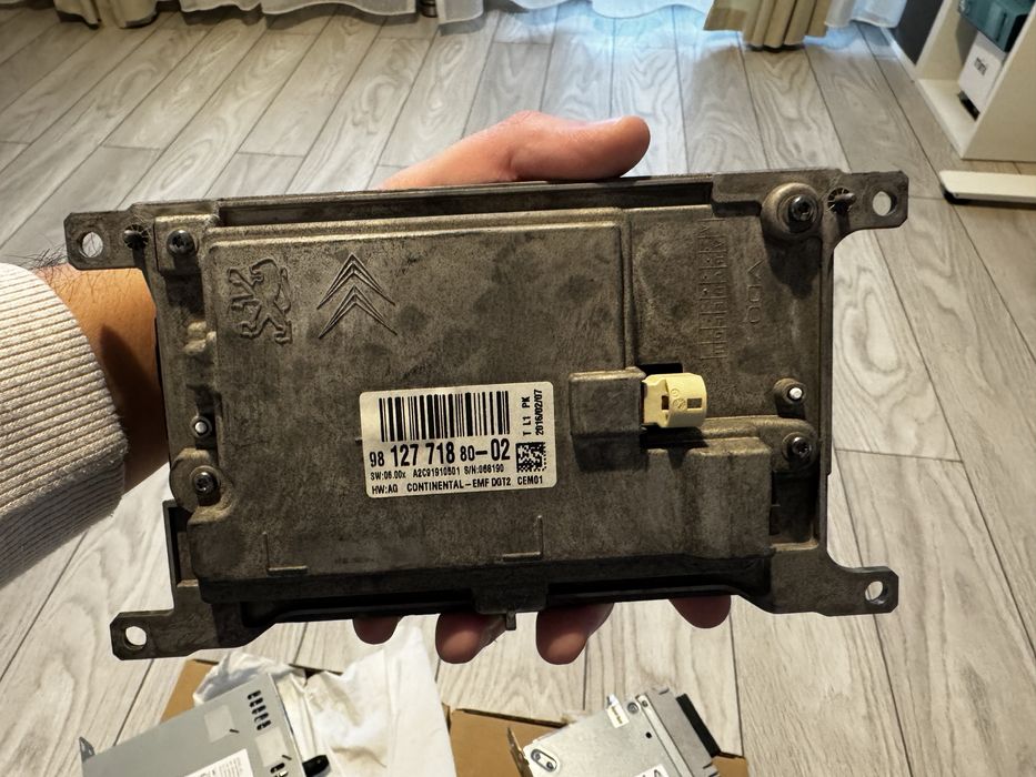 Unitate SMEG, Ecran, Cititor CD OEM Peugeot 508