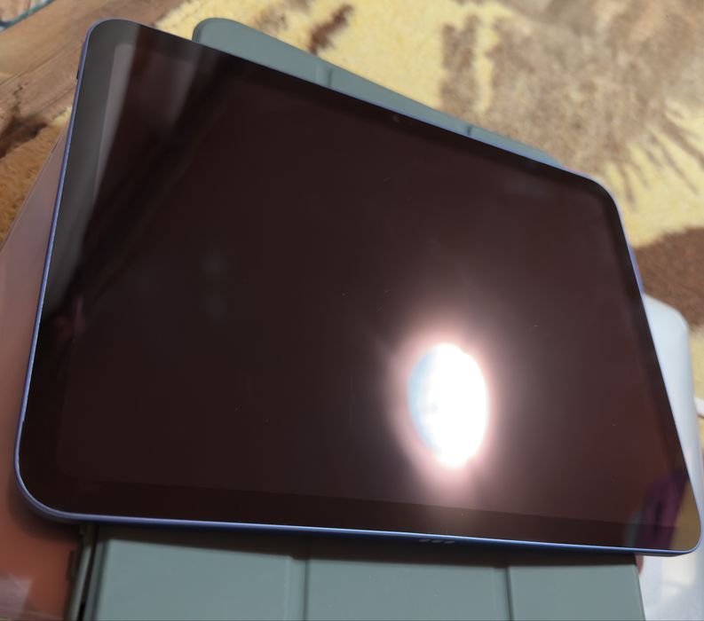 iPad Generatia 10 Wifi (!!Cititi Descrierea!!)