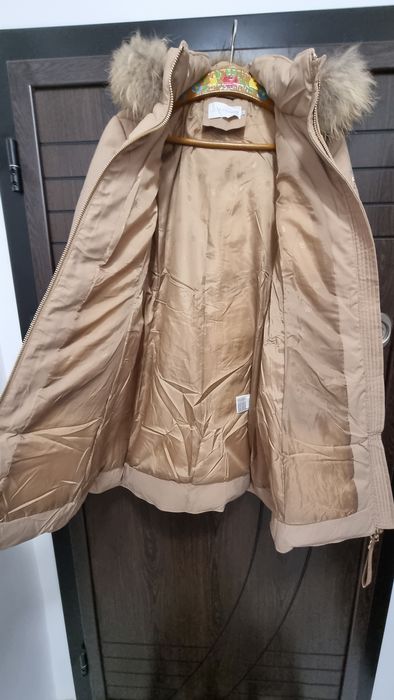 Зимно дамско яке с качулка