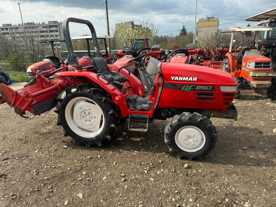 Трактор YANMAR AF250 4x4