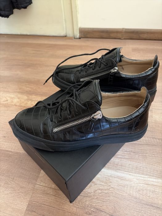 Обувки Giuseppe Zanotti